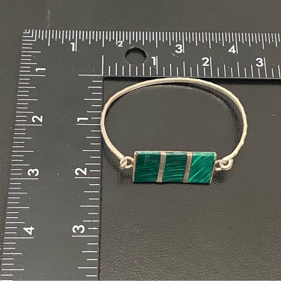 Vintage Silver-tone Malachite Bangle Bracelet - Picture 9 of 11